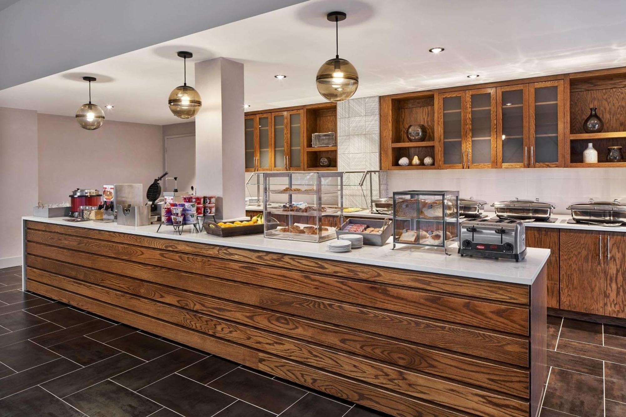 Delta Hotels By Marriott Norfolk Airport Zewnętrze zdjęcie
